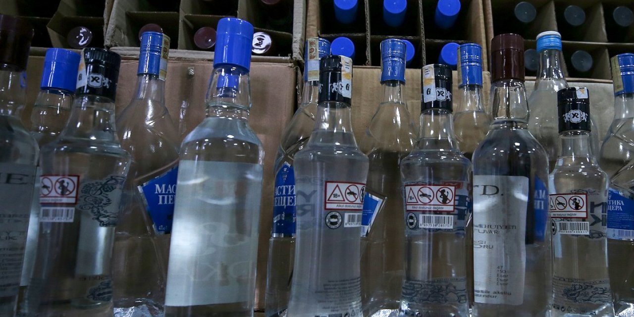 Sahte içki krizi büyüyor: 20 lira için 38 kişi ölüme gitti