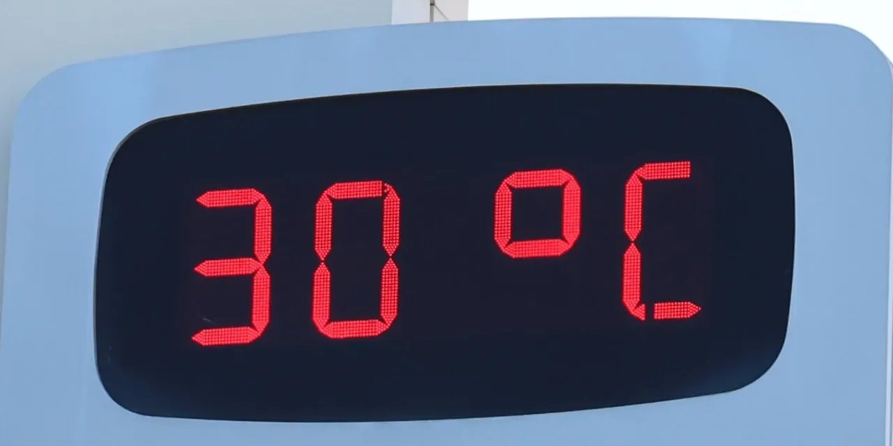 Ülke genelinde hava buz gibi ama... Adana'da termometreler 30 dereceyi gösterdi