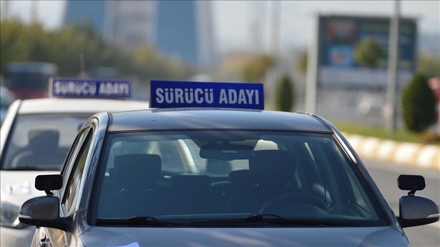 Sürücü adayları dikkat! Direksiyon sınavında değişiklikler geliyor