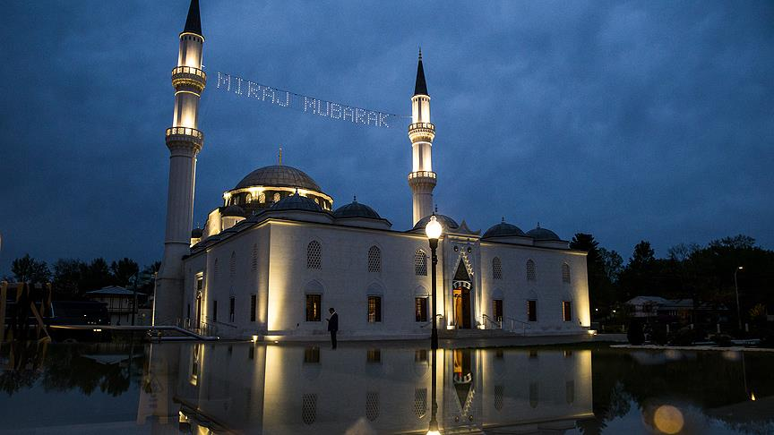 Miraç Kandili yarın idrak edilecek! Miraç Kandili nedir, önemi nedir? En güzel kandil mesajları