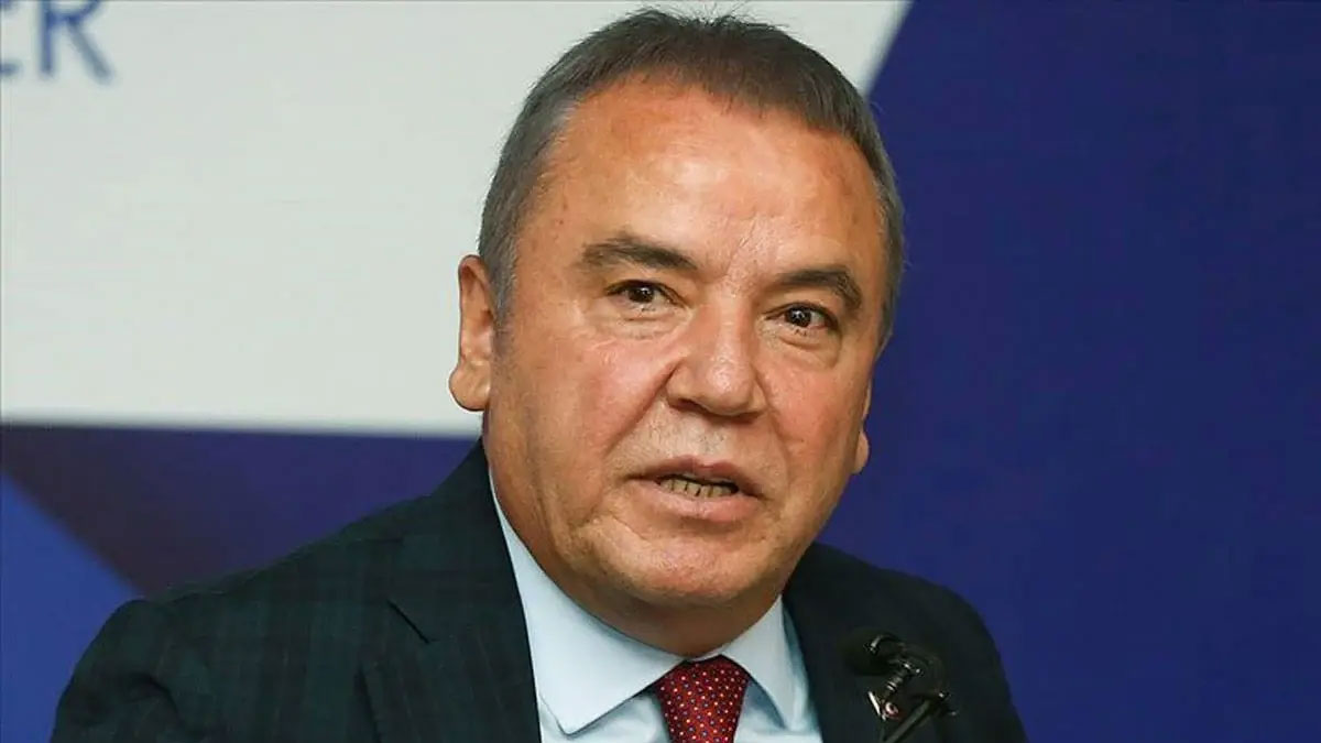 Muhittin Böcek, yeğenini Genel Sekreter Yardımcısı olarak atadı