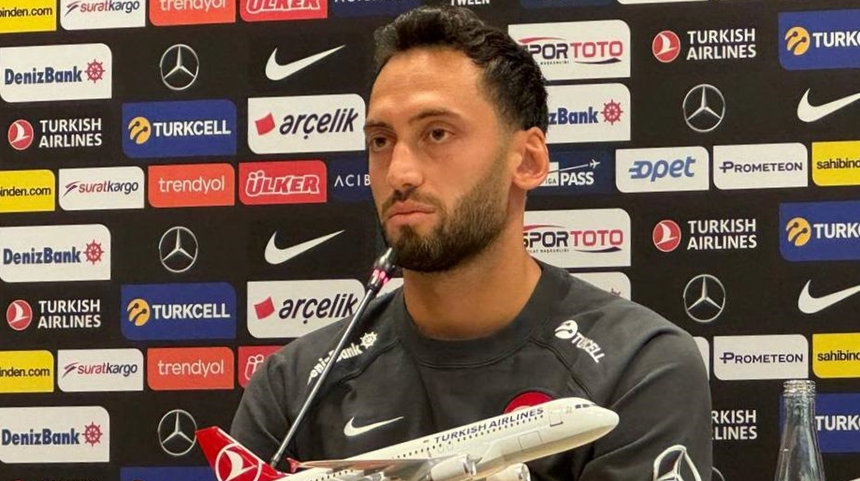 Hakan Çalhanoğlu'dan duygusal paylaşım: 'Ne mutlu Türküm diyene'