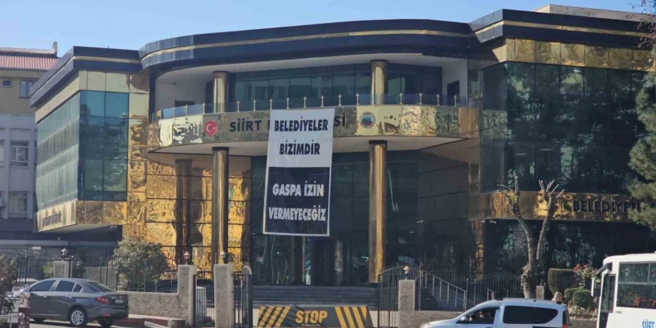 İçişleri Bakanlığı duyurdu: Siirt Belediyesi'ne kayyum atandı