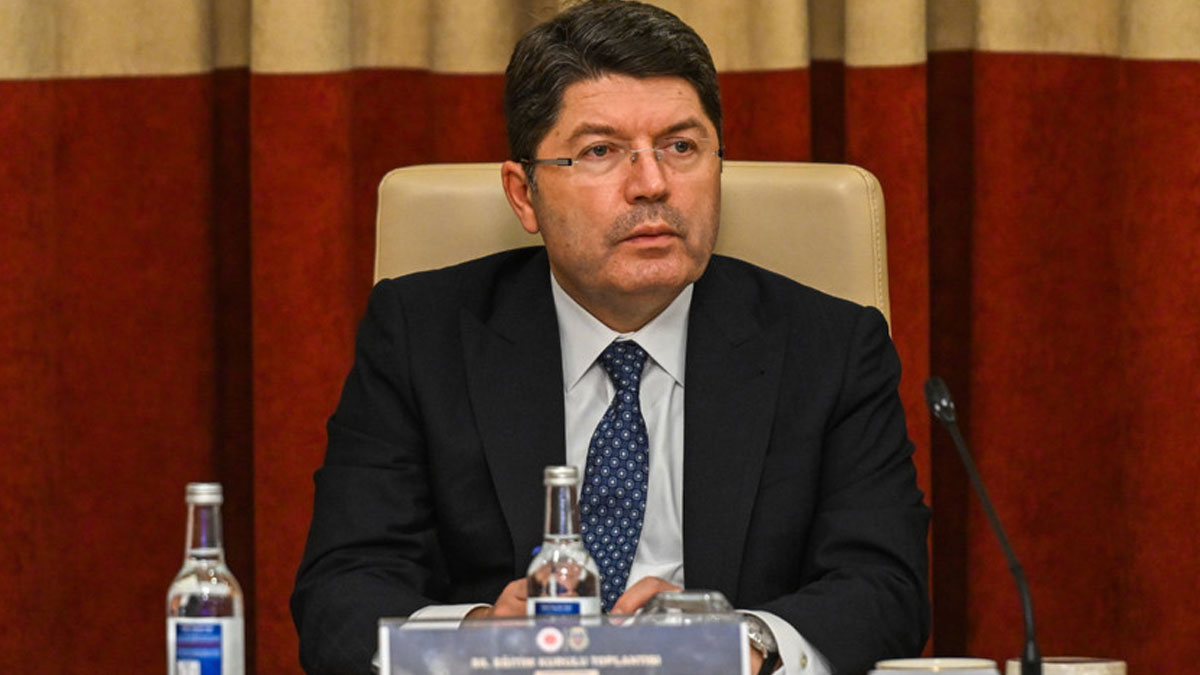 Adalet Bakanı Yılmaz Tunç: Gazetecilik faaliyeti ile kimse gözaltına alınamaz