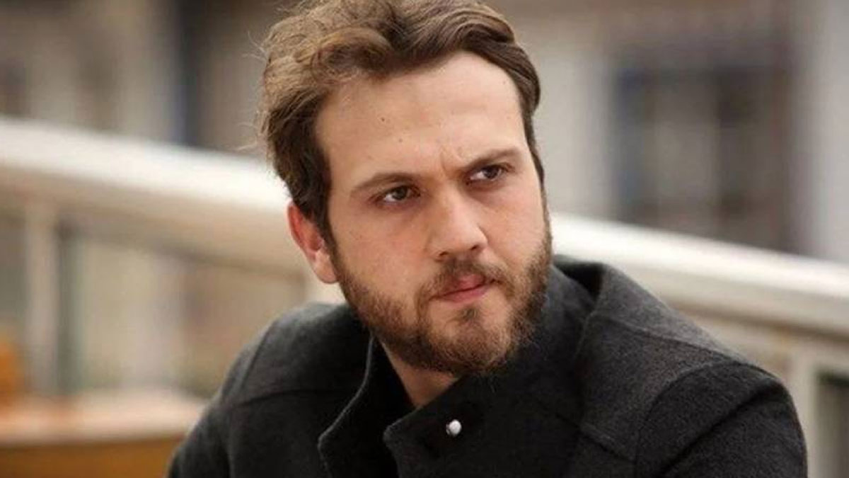 Aras Bulut İynemli babasını kaybetti