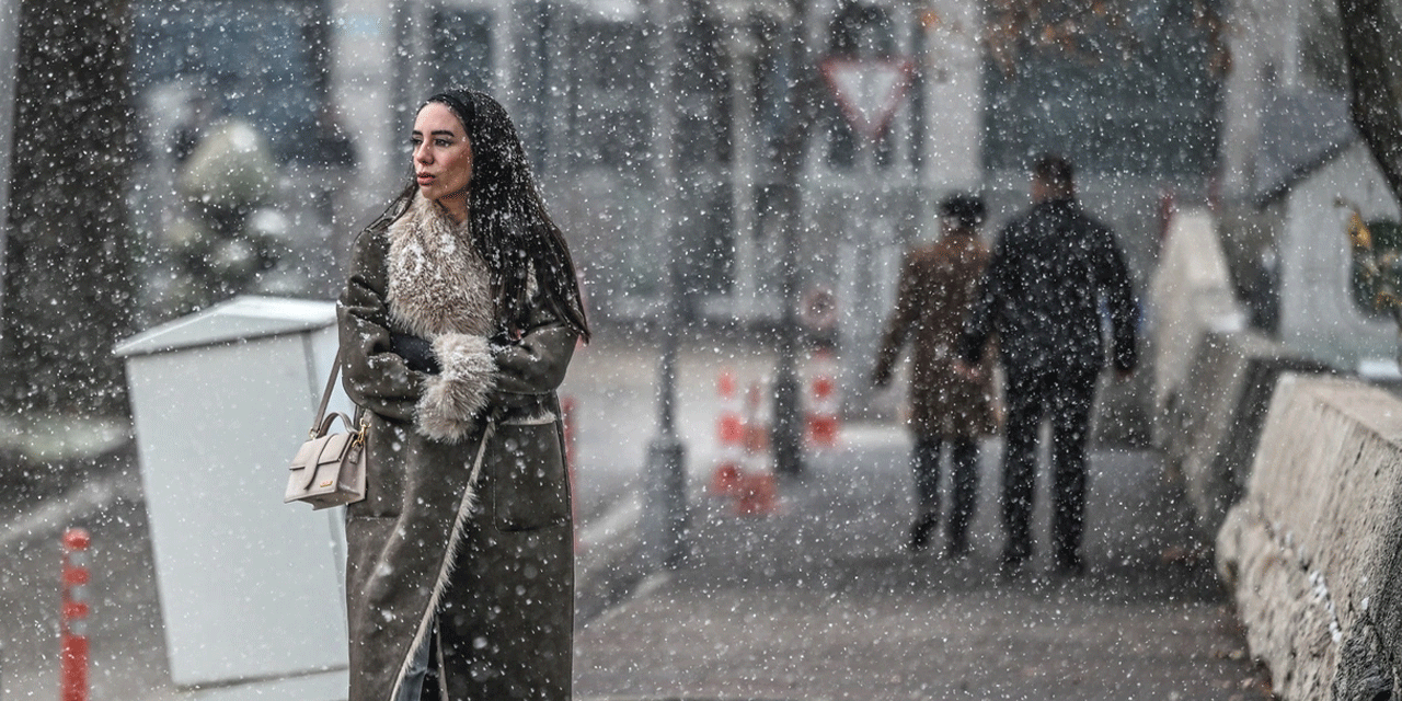 Valilik tarih verdi: İstanbul'da hava sıcaklığı düşecek, kar geliyor