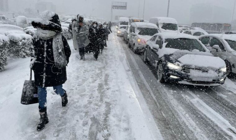 İstanbul'a kar alarmı: İBB hazırlıklarını tamamladı