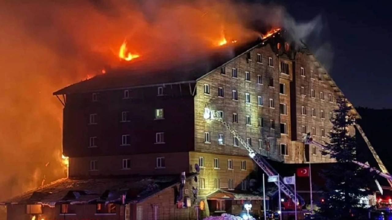 Kartalkaya’daki otel yangını soruşturmasında flaş gelişme: İki kamu görevlisi gözaltına alındı