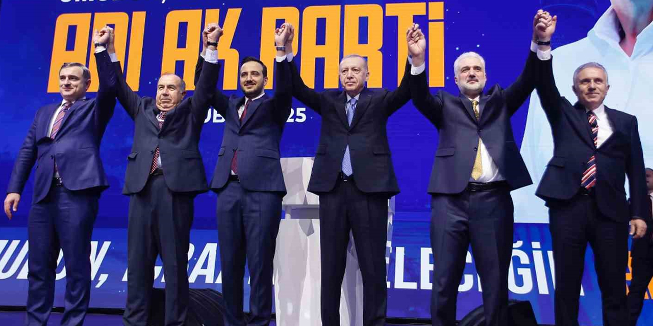 AK Parti İstanbul Kongresi’nde sürpriz isimler! Yönetim pusulası açıklandı