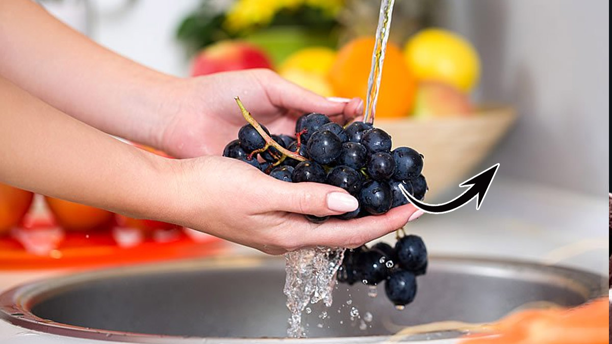 Bu meyveyi sakın yıkamayın! Yıllar sonra gerçek ortay açıktı: Yıkayınca tüm faydaları kayboluyor...
