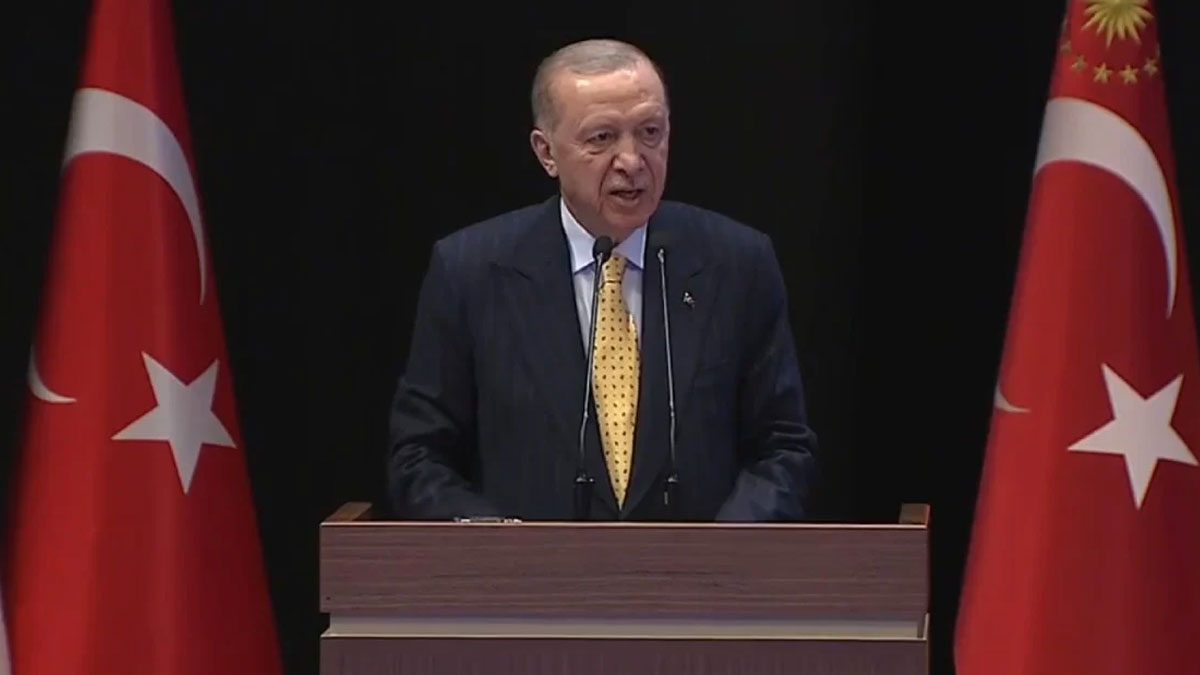 Erdoğan'dan Özel'e sert sözler: Ayağını denk al, almazsan...