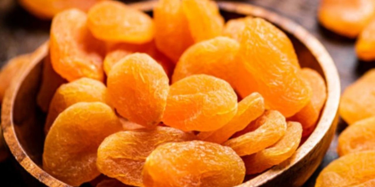 Orucu kuru kayısı ile açmanın şaşırtıcı faydaları