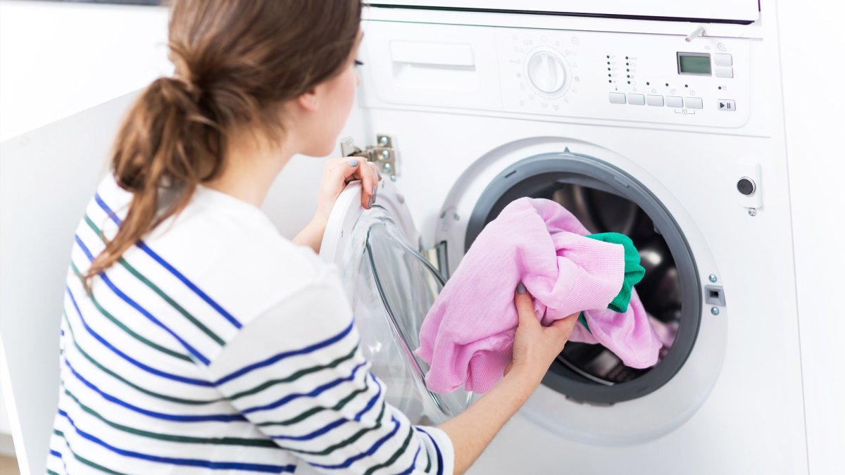 Çamaşır yıkarken yapılan en yaygın hatalar: Uzmanlardan uyarılar
