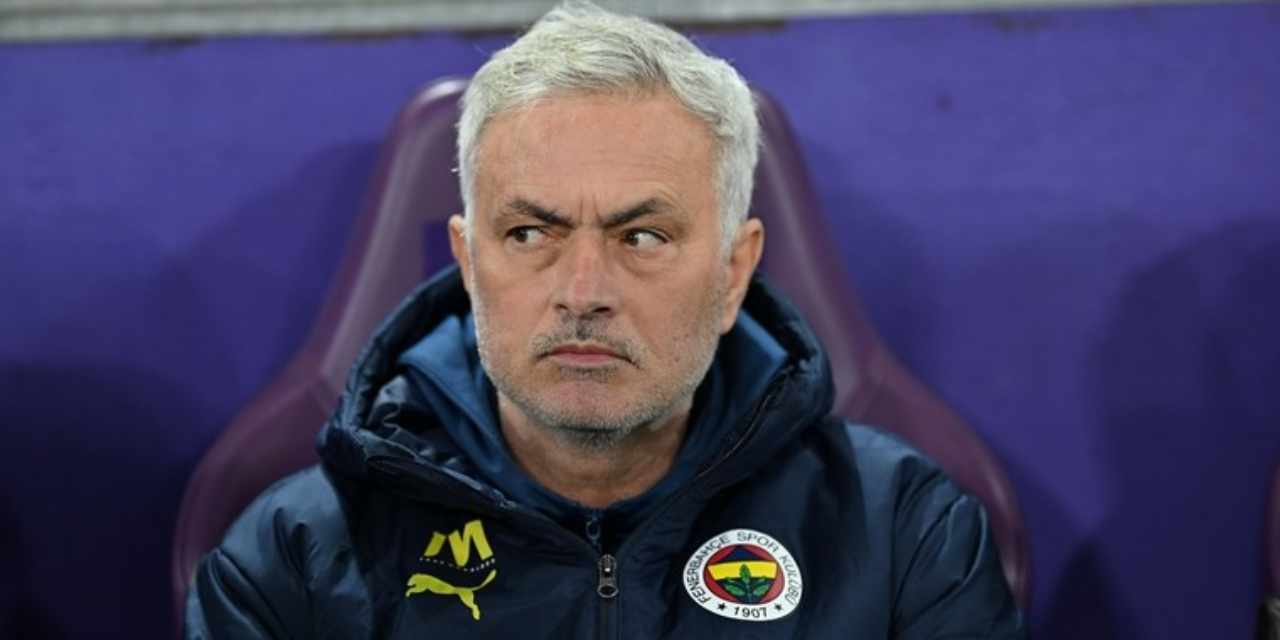 Mourinho kariyerinde bir ilkin peşinde: Fenerbahçe şampiyon olursa...