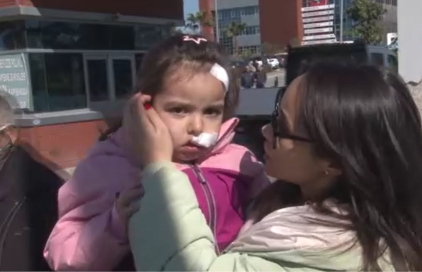 AVM'de dehşet! Sahipsiz köpek 3 yaşındaki çocuğa saldırdı