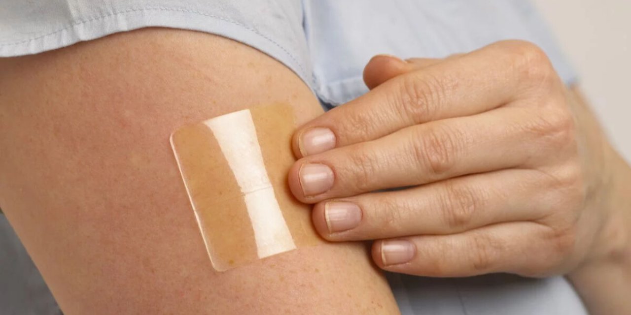 Nikotin bandı orucu bozar mı? Vücuda yapıştırılan ilaçlı bantlar ve oruç hakkında görüşler