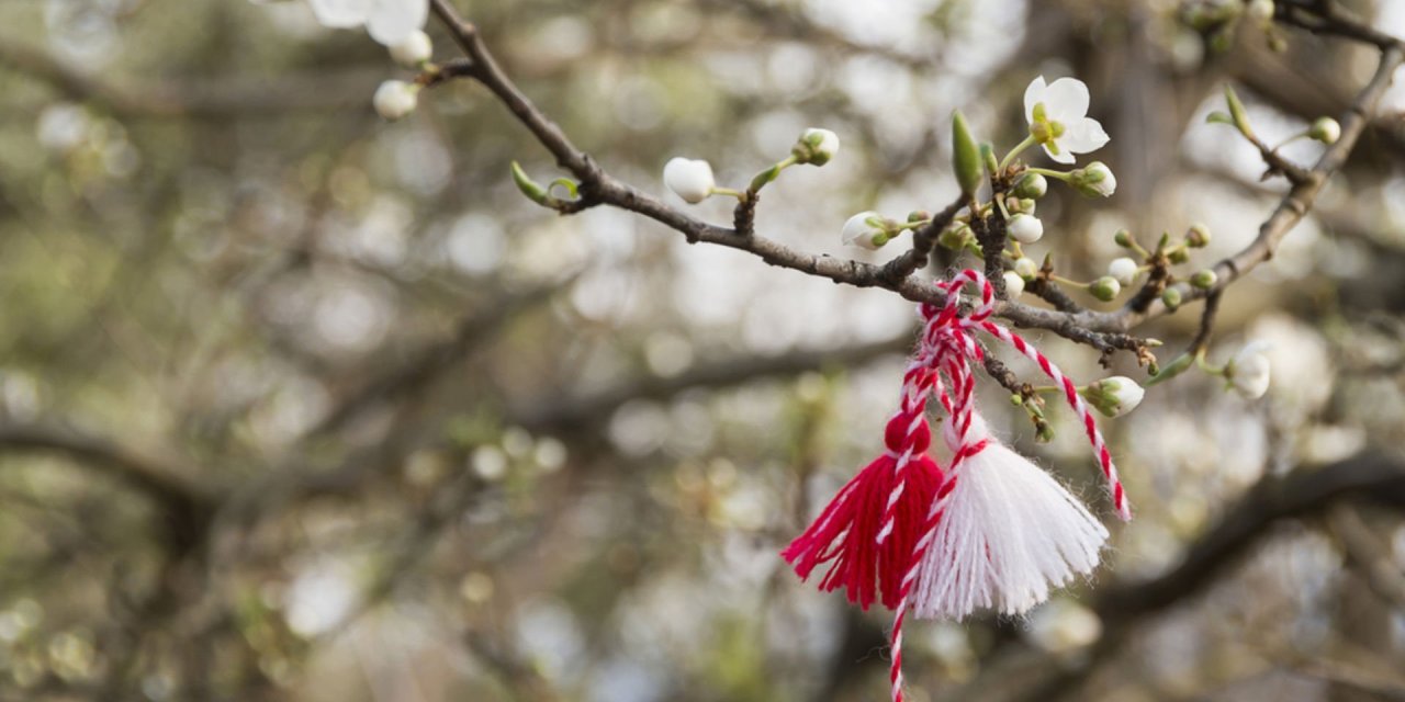 Marteniçka nedir ve ne zaman çıkarılır? Marteniçka bilekliği leylek görmeden çıkarılır mı? Marteniçka hakkında merak edilenler