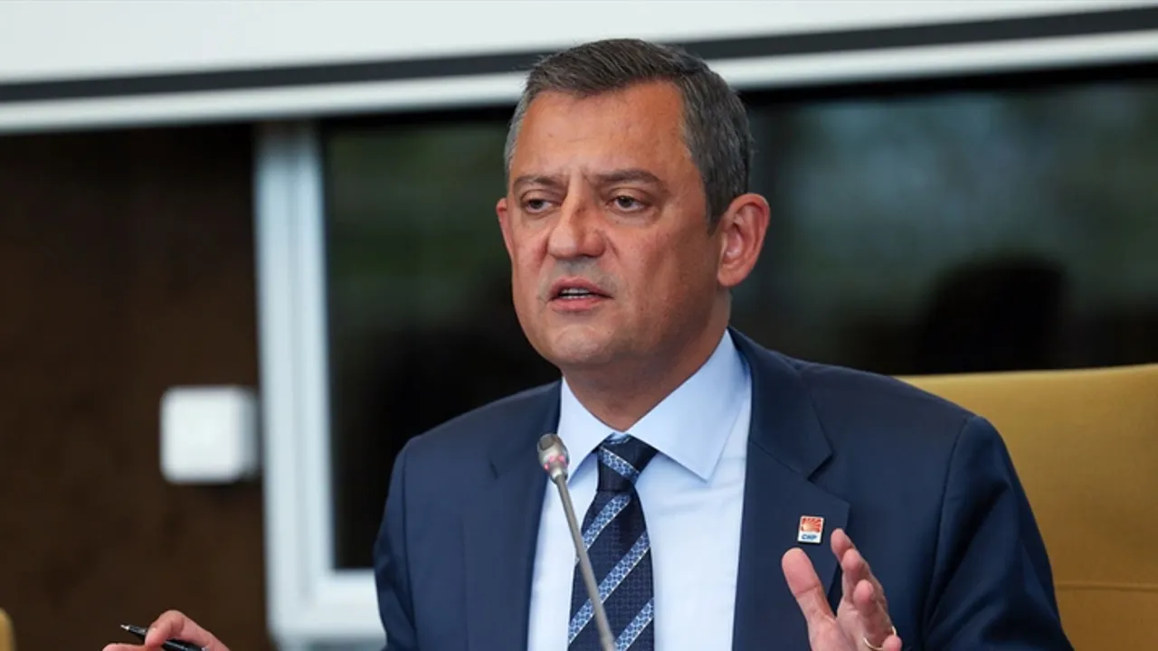 Özgür Özel'den dikkat çeken 1 Mayıs mesajı
