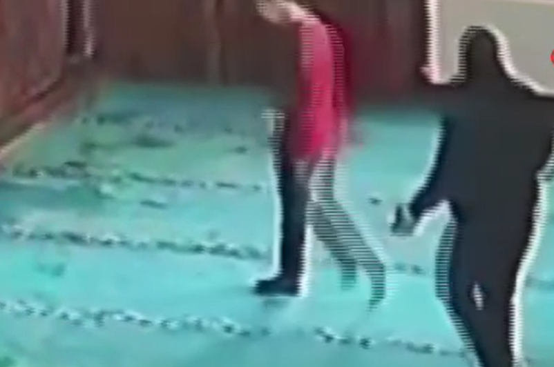 13 yaşındaki çocuğa camide tekme tokat saldırdı