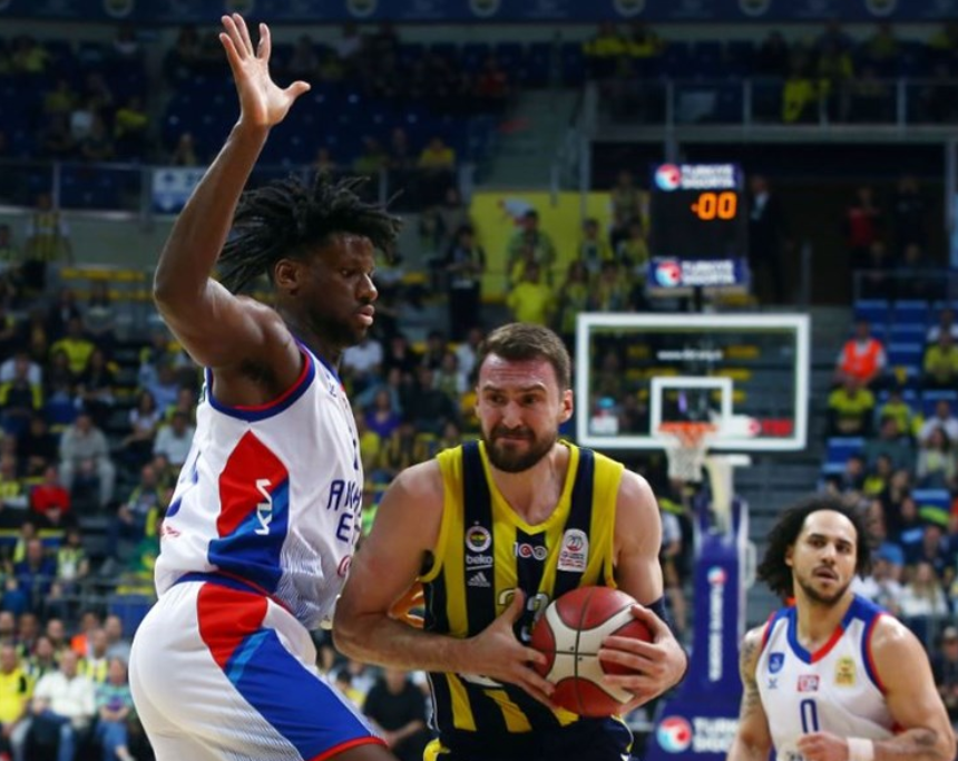 Potada final zamanı: Anadolu Efes-Fenerbahçe Beko