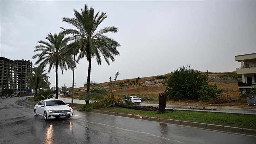 Adana, Hatay, Mersin, Kahramanmaraş, Osmaniye... Meteoroloji uyardı! Sağanak geliyor