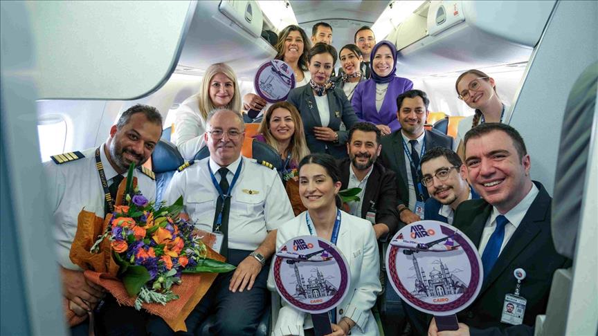 Air Cairo Sabiha Gökçen'de: İlk uçuş başarıyla gerçekleşti