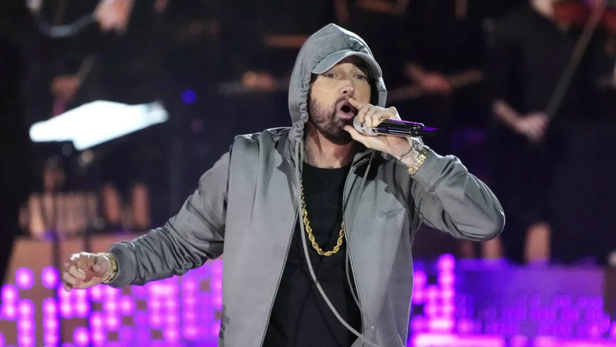 Ünlü rapçi Eminem dede oldu