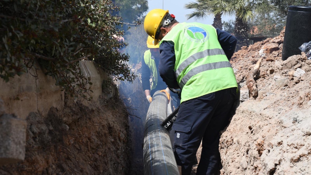 BASKİ, Cunda Adası’nda asbestli boruları değiştiriyor