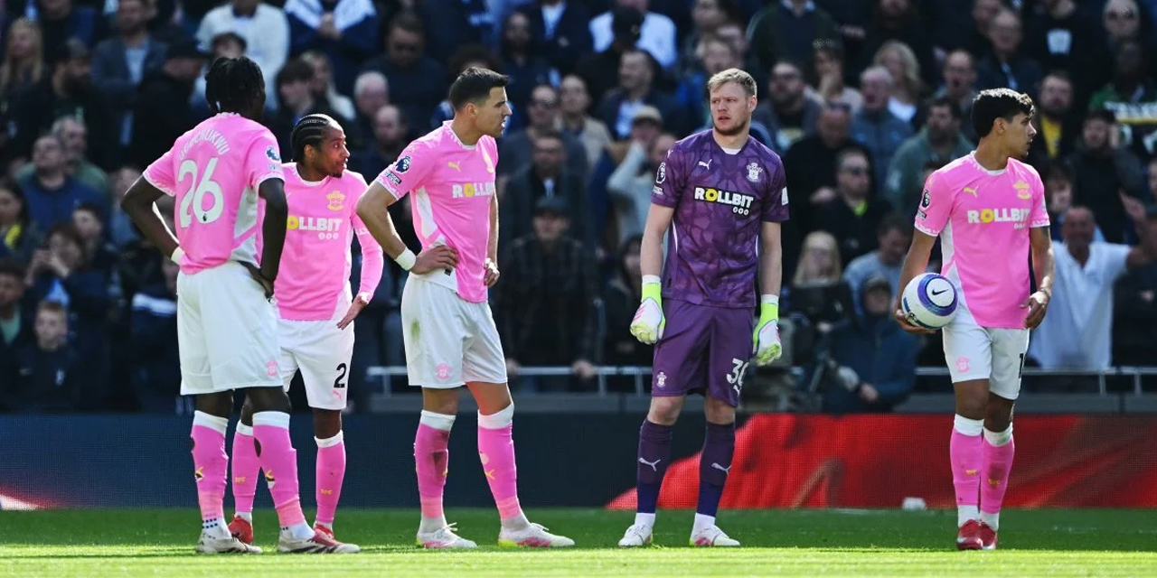 Premier Lig'de tarihi veda: Küme düşen ilk takım belli oldu