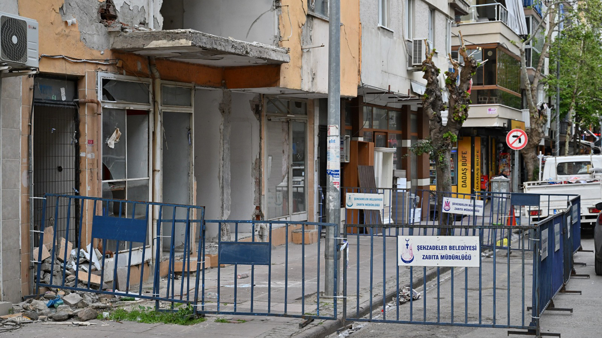 Vatandaşın çağrısı karşılıksız kalmadı riskli bina için harekete geçildi
