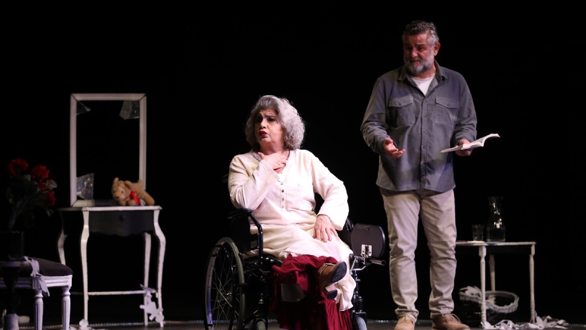 Tiyatro Festivali “Üç Eksi Bir” ile final yaptı