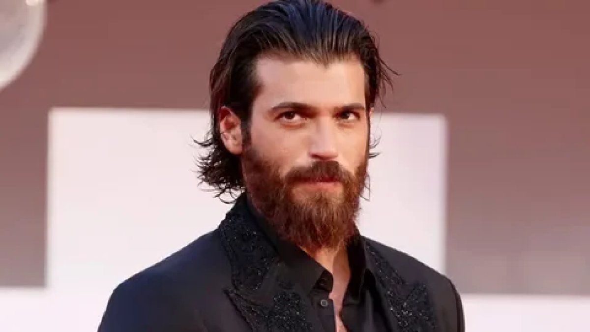 Can Yaman'dan şaşırtan tercih