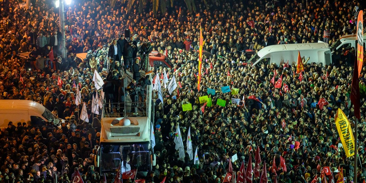 Özgür Çelik CHP İstanbul mitinginin yer ve saatini açıkladı