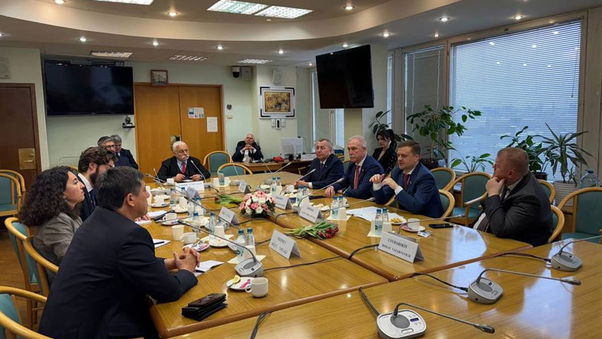 DEM Parti heyeti Rusya'da temaslarda bulunuyor