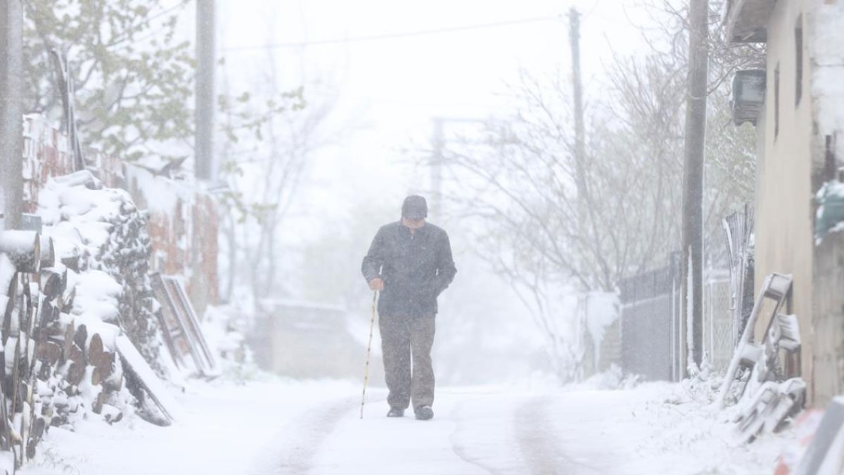 4 günlük kar alarmı! Bu illerde yaşayanlar dikkat