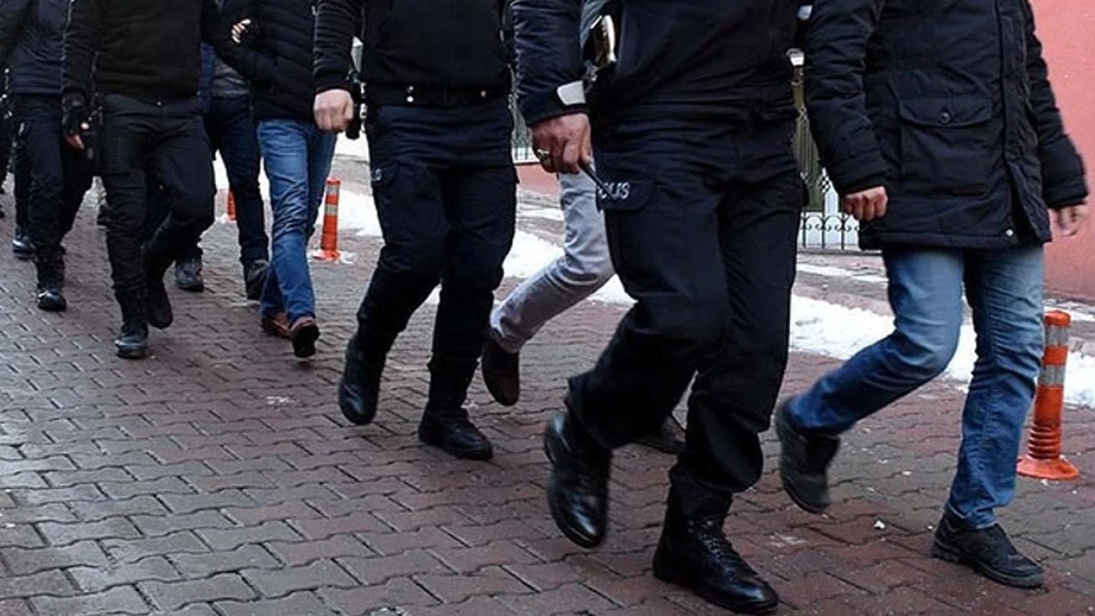 Yerlikaya duyurdu: 27 ilde Siber suç operasyonu