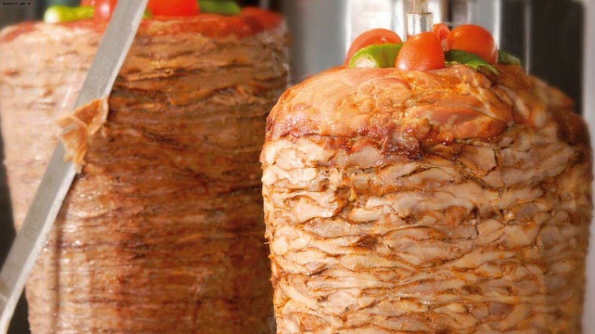 Tavuk döner yasaklanacak mı? Uzman isimden kritik uyarı