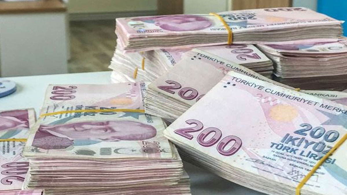 Bütçe açığı 710,8 milyarı aştı!