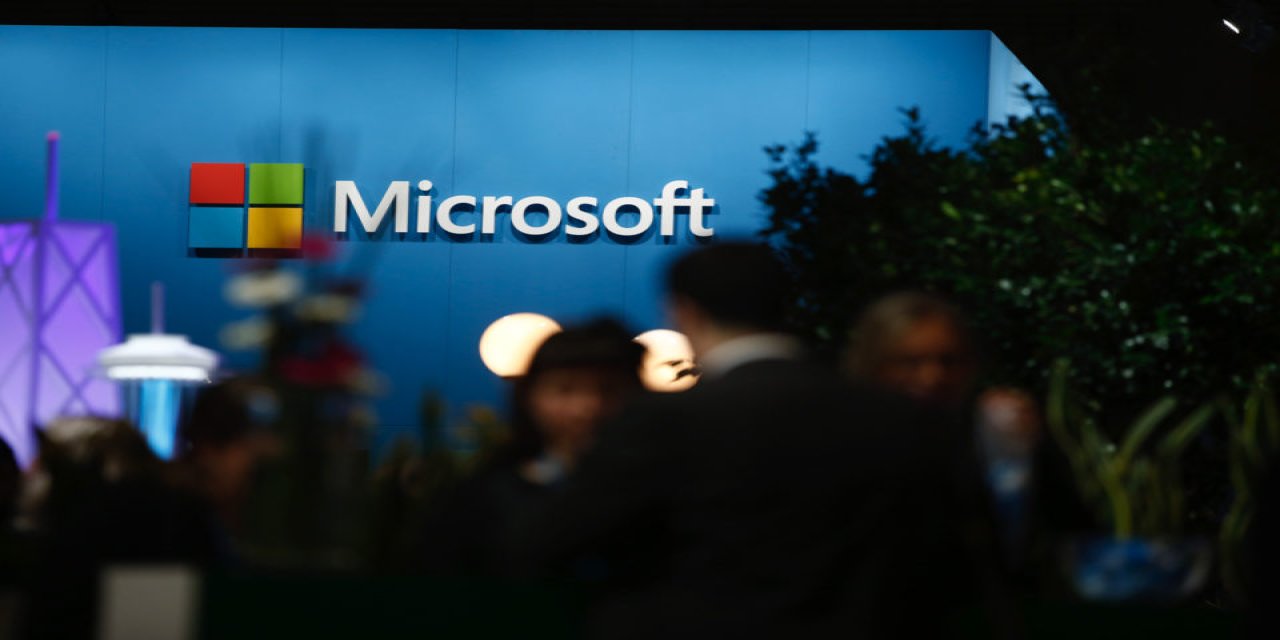 Microsoft’un 50. yılı kutlamalarında şok protesto! Çalışanlardan canlı yayında tepki