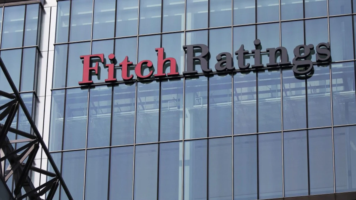 Küresel ekonomiye ticaret savaşı darbesi: Fitch, 2025 büyüme tahminini düşürdü
