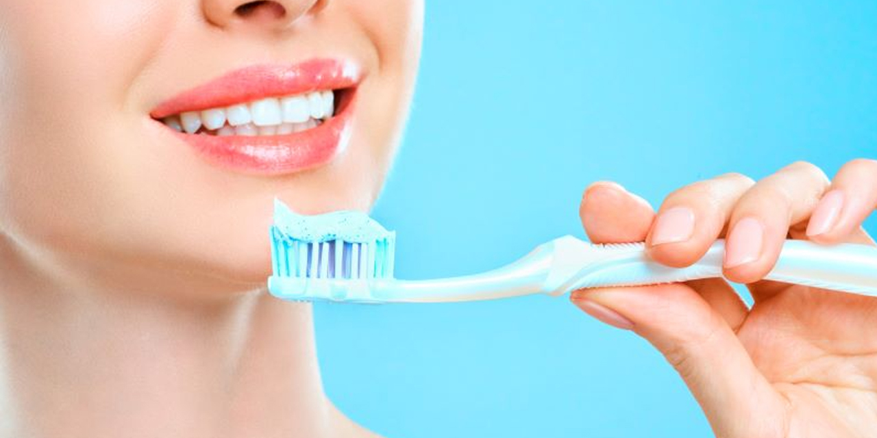 Bunu duyunca şok olacaksınız! Sabah ve akşam neden farklı diş macunu kullanılır?