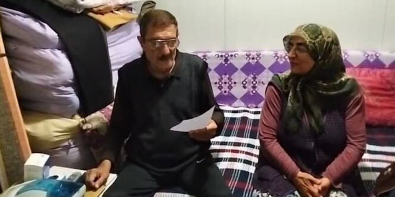 Depremzedelere bildirim şoku! Yaşlı adam fenalaştı yoğun bakıma alındı
