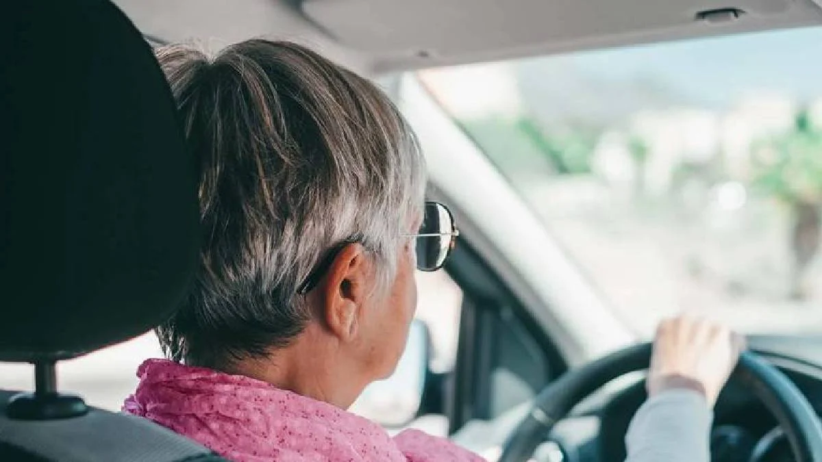 Yeni bir araştırma ortaya koydu: Yaşlılıkta teknoloji kullanımı demans riskini azaltıyor