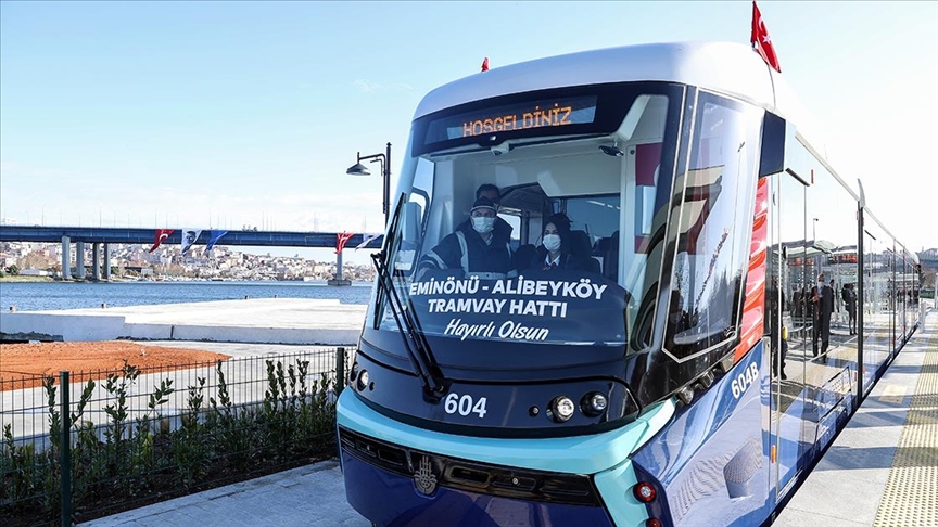 Eminönü-Alibeyköy Tramvay Hattı'nda arıza: Seferler durduruldu