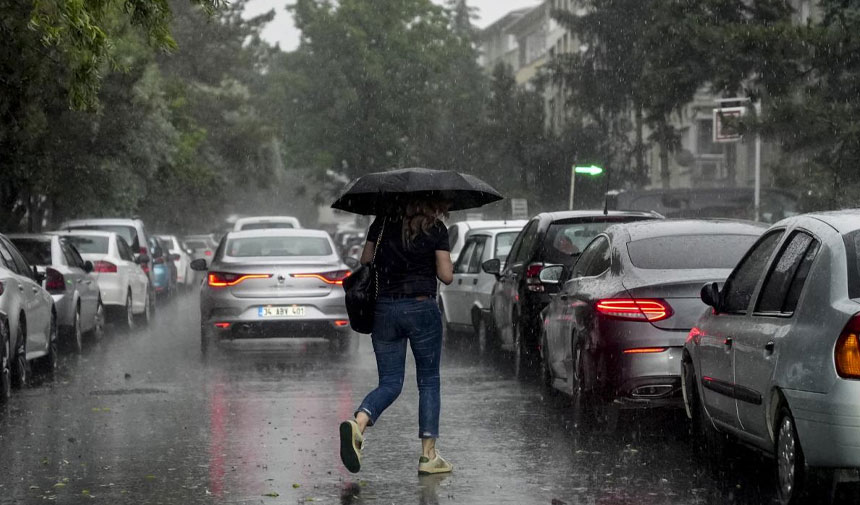 Meteoroloji'den 10 kente uyarı: Gök gürültülü sağanağa dikkat!