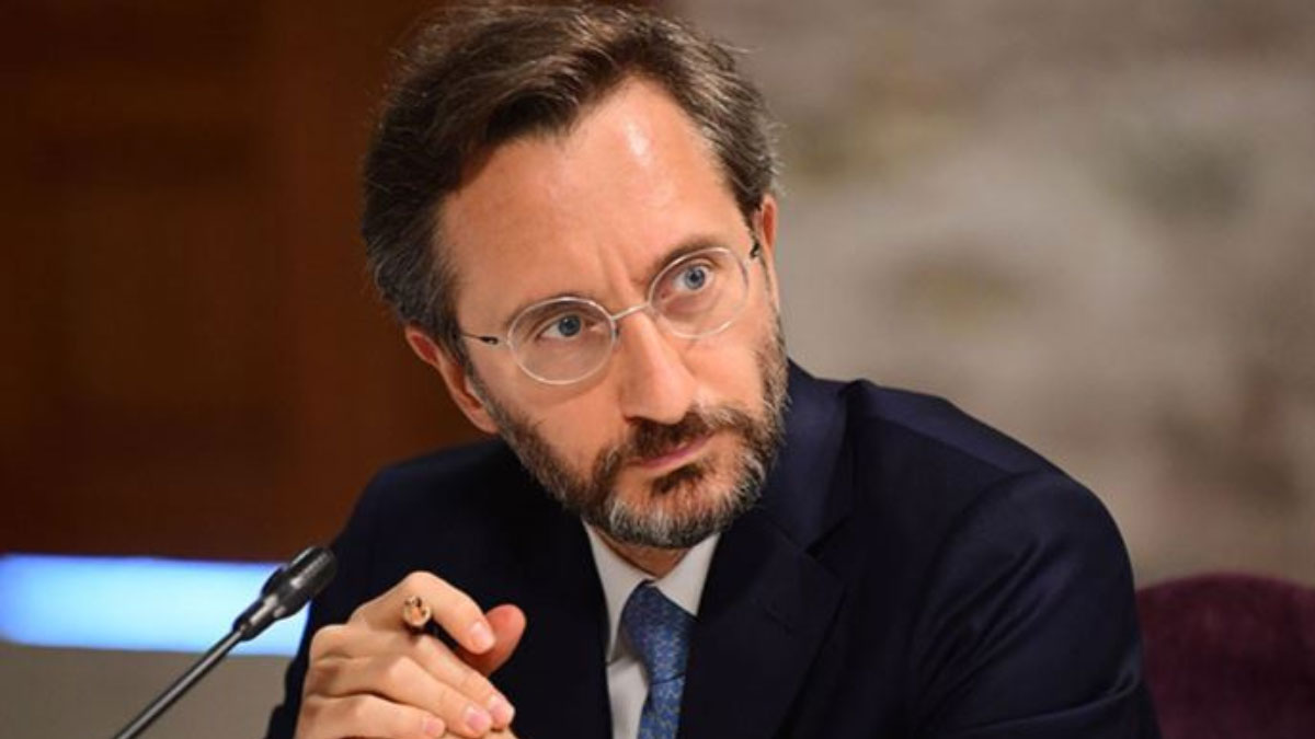 Fahrettin Altun'dan 'dezanformasyon' uyarısı