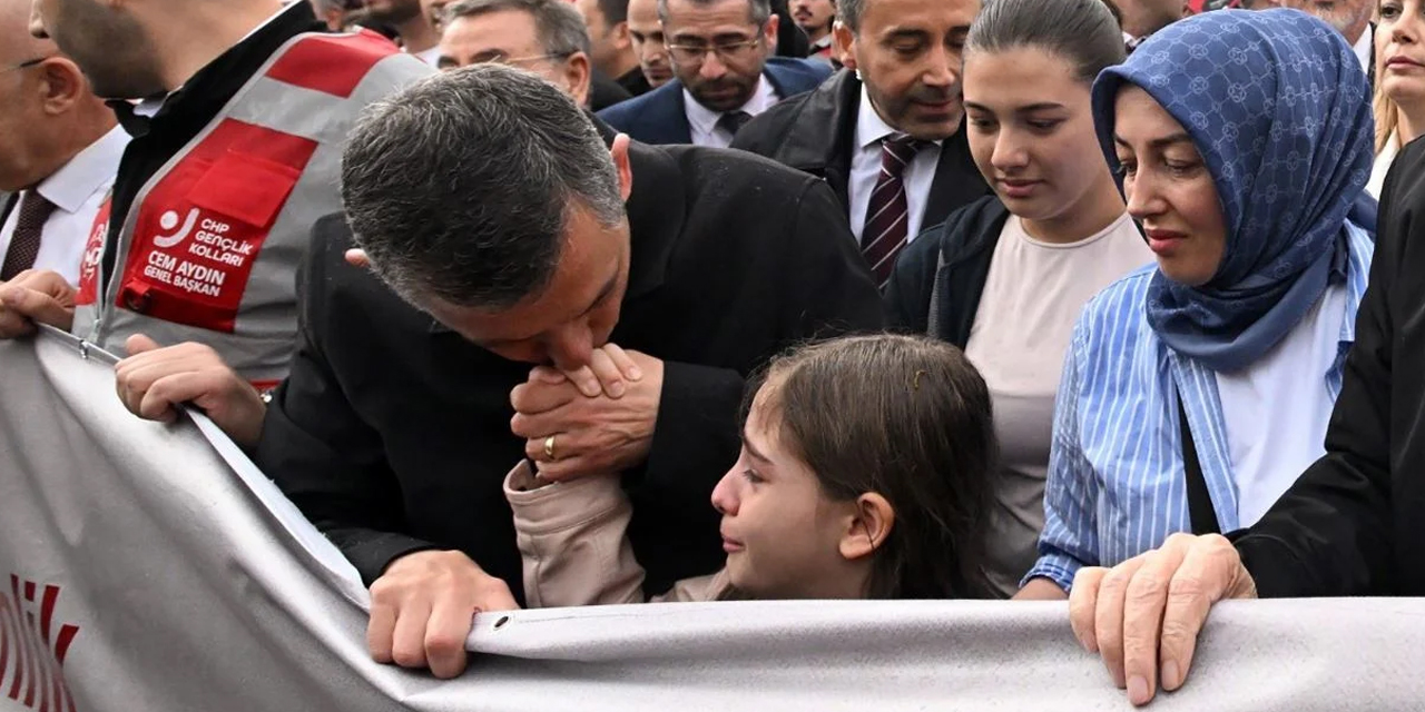 Ayşe Ateş'ten kızı hakkında duygusal paylaşım