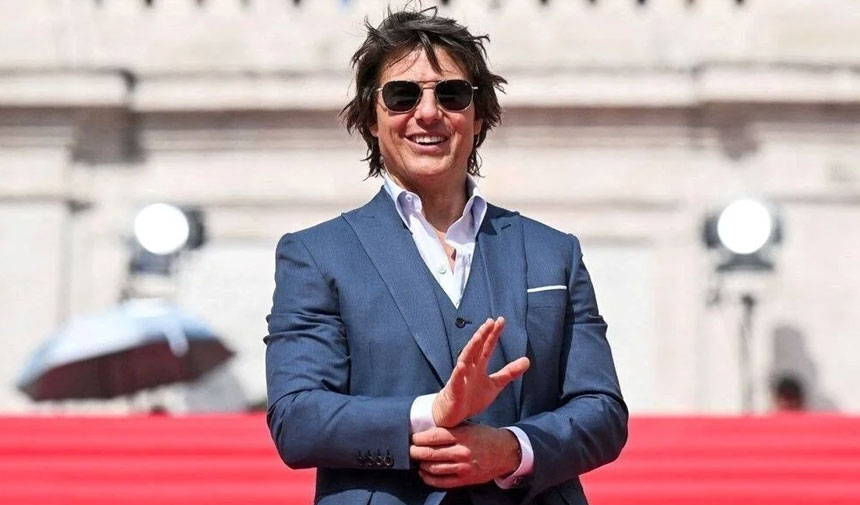 Tom Cruise, olimpiyatın kapanış töreninde paraşütle atlayacak