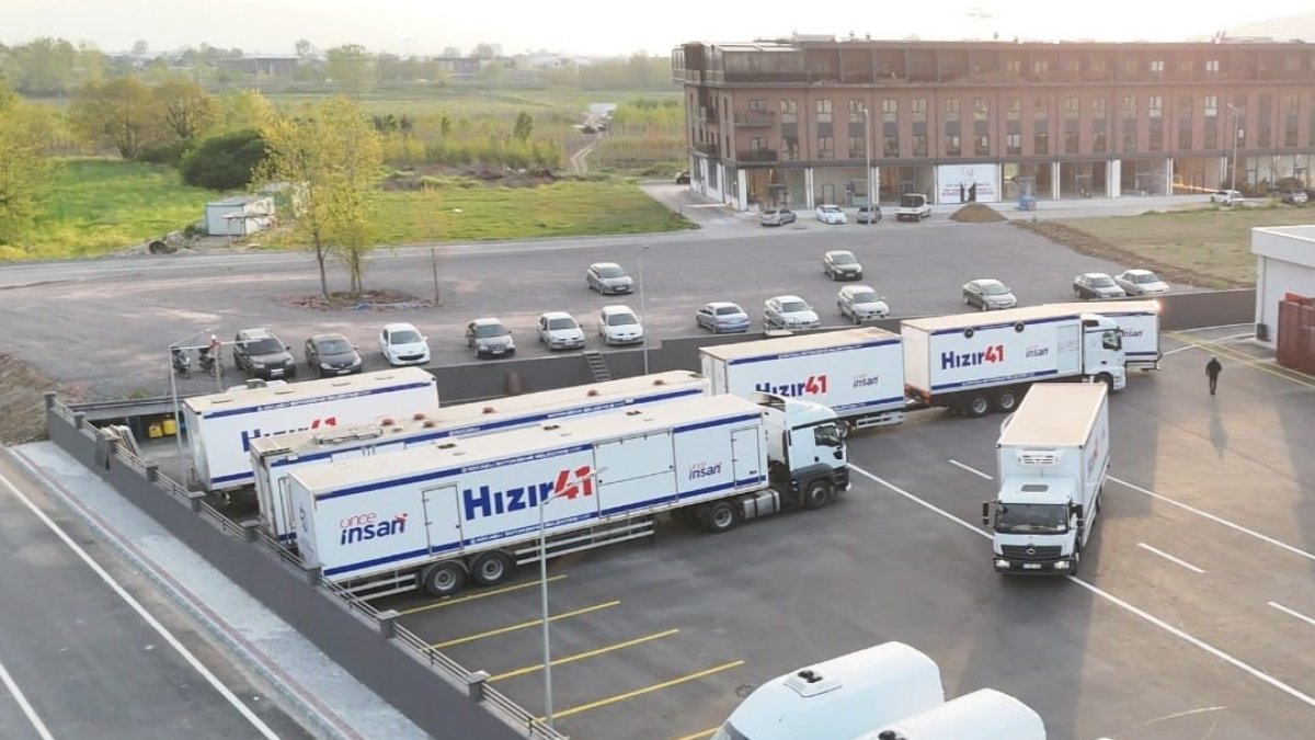 Deprem sonrası destek: Kocaeli’den İstanbul’a mobil afet tırı