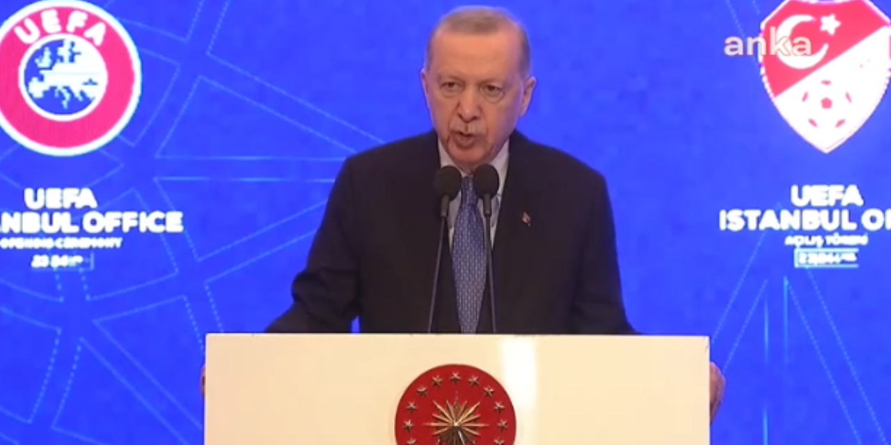 Deprem sonrası Cumhurbaşkanı Erdoğan'dan kritik açıklama: Laf değil taş üstüne taş koyma zamanı